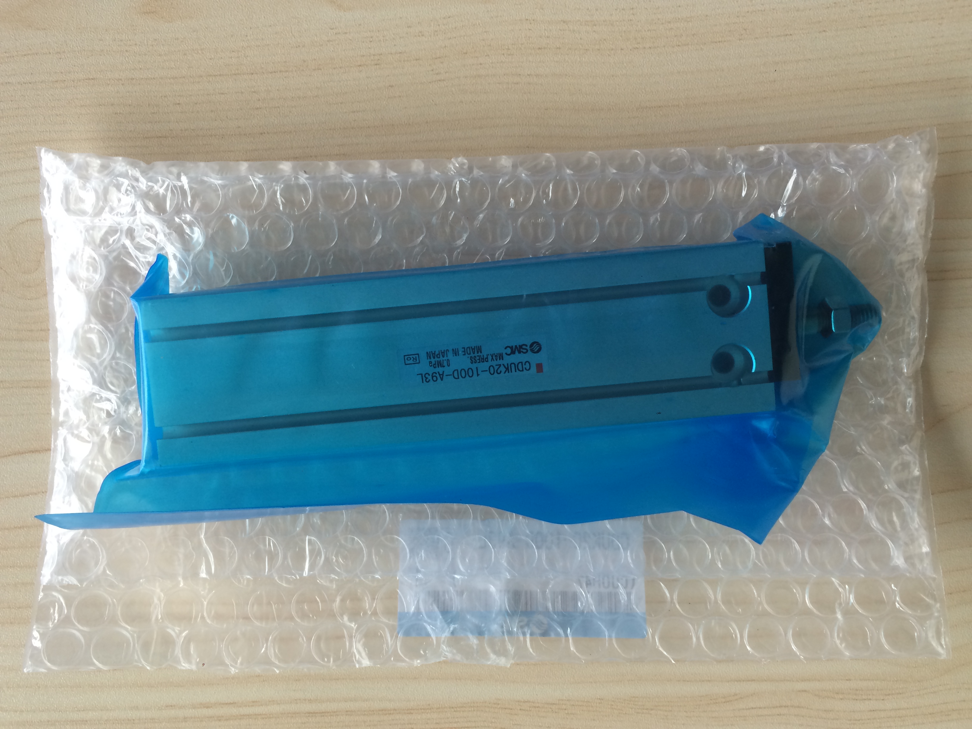 SMC气动元件，品质保证。我们拥有多款SMC的产品，如有需要，可以提供给我们型号，我们来查询货期和价格！