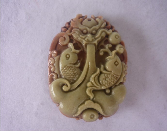 a货天然手工雕刻礼物饰品紫袍玉