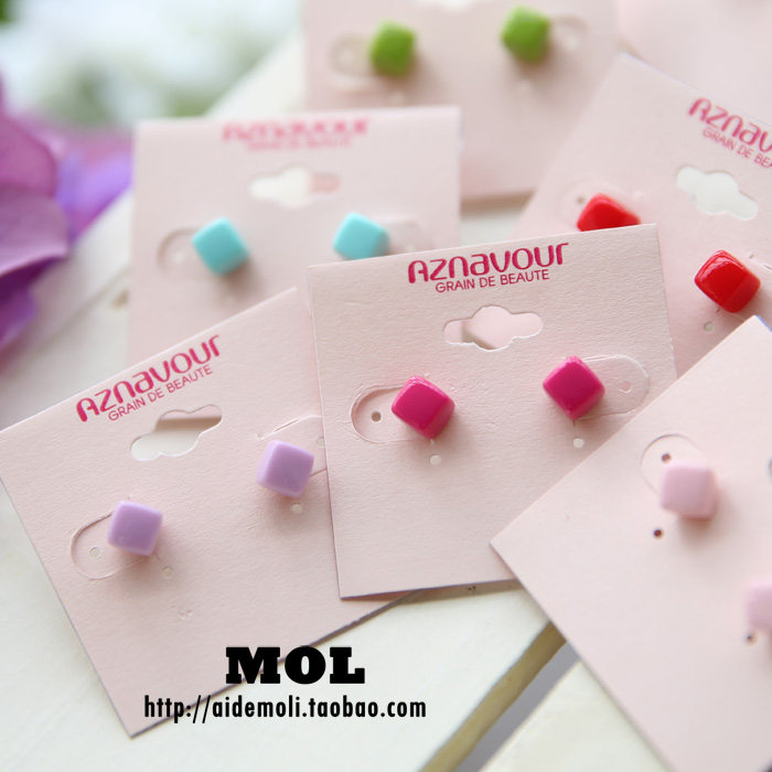 韩国进口 AZNAVOUR AZ  经典款 马卡龙奶油色方块 小方 耳钉