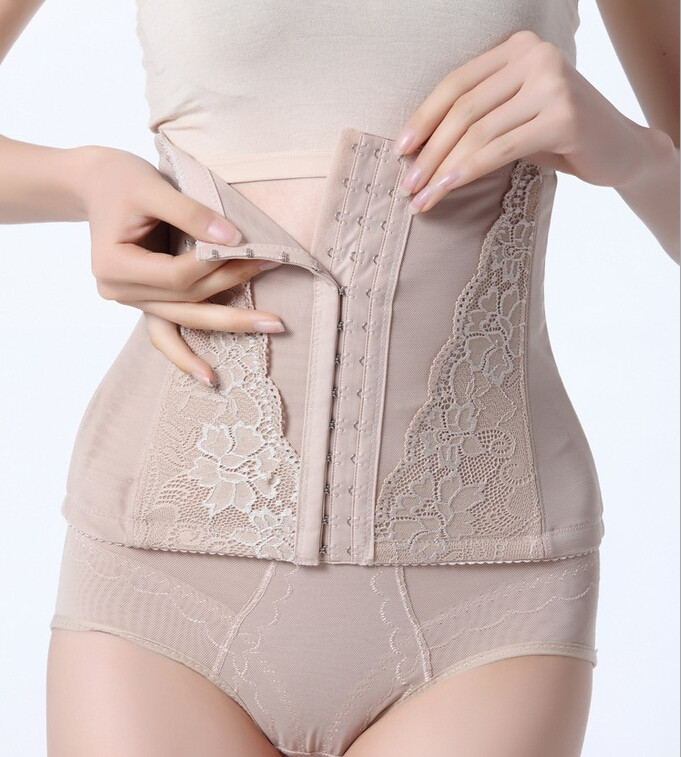 Corset luxueux en nylon - Ref 671853 Image 1