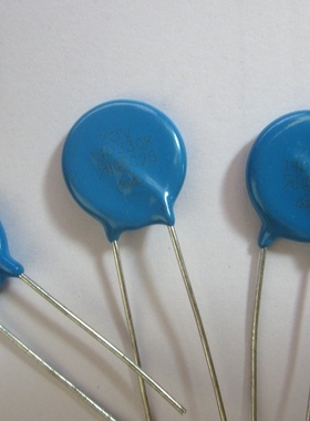 压敏电阻 14D330K 330 33V 蓝色压敏 14D