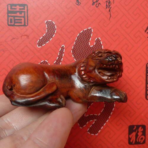 老挝红木礼品生肖手把件