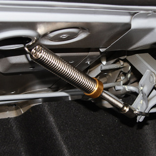 新凯越英朗科鲁兹威朗捷达桑塔纳福睿斯后备箱弹簧改装 自动升举器