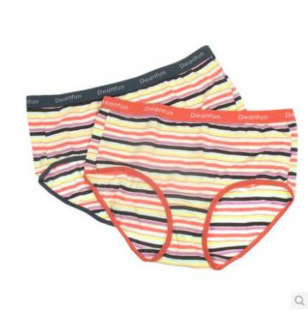 Slip Moyen-âge DEANFUN simple en autre - Ref 642662 Image 1