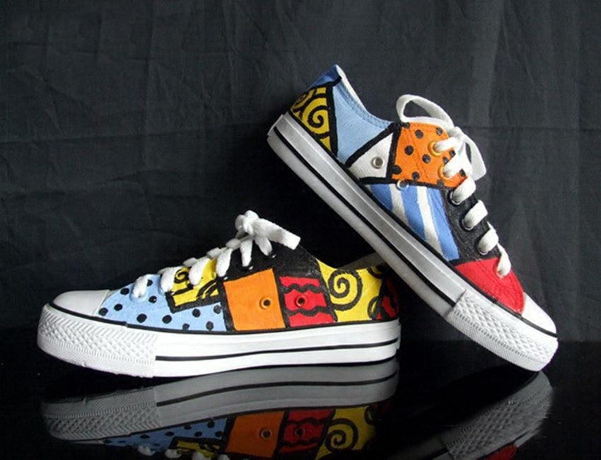 新品低帮系带手绘男女帆布鞋情侣定制板鞋休闲运动学院风卡通动漫