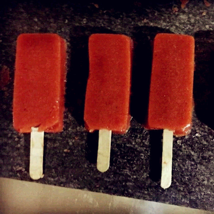 ice cream Club Hawthorn cake Ice cream Small snacks hamburger Fruit leather Full container bulkin the Snacks/Nuts/Specialty , Confection/Class dates/Plum/Dried fruit , Hawthorn class products  category - from Buy2taobao.com to provide professional Taobao agent buy service