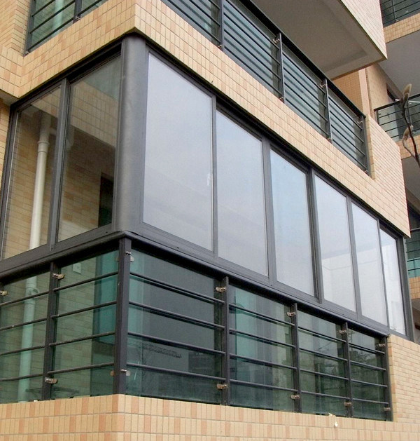 苏州安装罗普斯金门窗推拉窗钢化玻璃气密窗阳光房阳台窗凤铝门窗