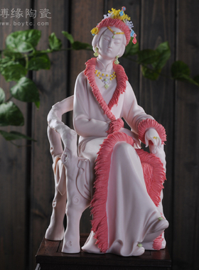 古典风红楼梦人物雕塑德化陶瓷