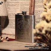 欧美复古做旧户外酒壶雕花白酒烈酒不锈钢酒随身壶酒吧装 饰酒具