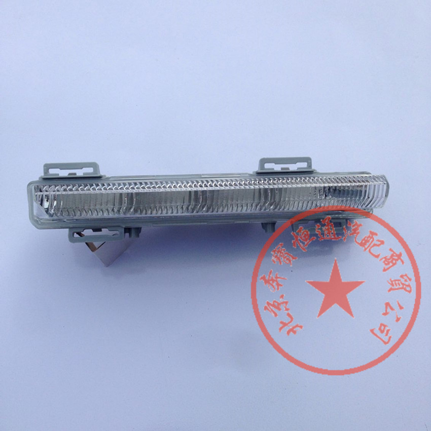 212E260 E200 E280 E300 E350保险杠灯 灯杠 雾灯LED灯 全新