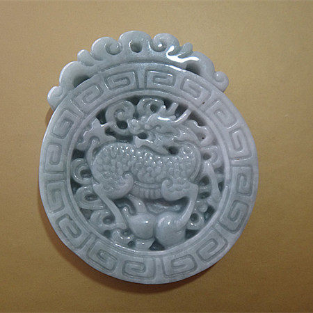 天然A货翡翠麒麟挂件 正品玉器玉麒麟吊坠催财转运男女项链麒麟牌