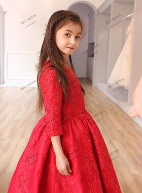 齐地进口模特走秀舞台装儿童礼服