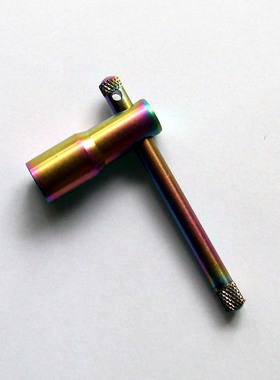 钛合金电梯三角钥匙Titanium alloy elevator triangle key