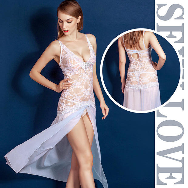 纯白色镂空透视深v长款吊带睡裙