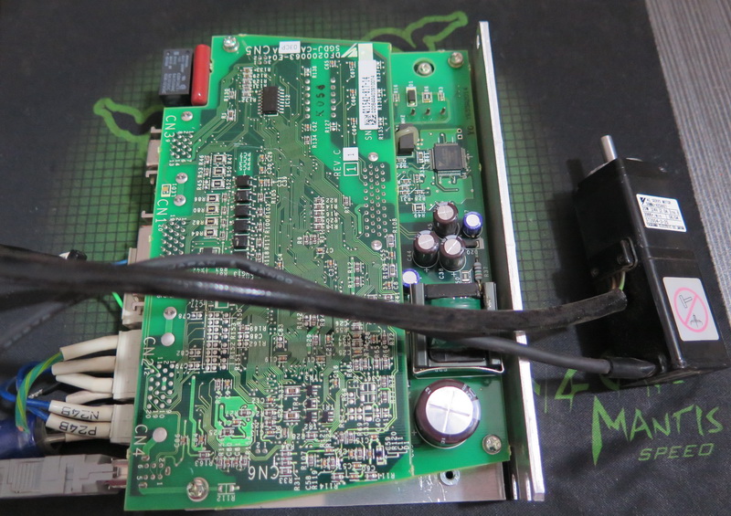 二手安川电机 SGMMJ-A2CAA21配 SGDJ-A5CP