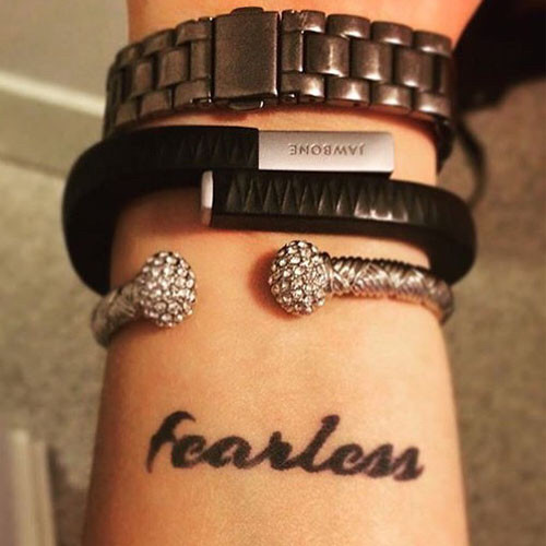 9x3.8cm 无所畏惧 手腕英文ins