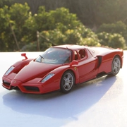 Bimei Gao 1:24 Ferrari Enzo mô phỏng xe màu đỏ mô hình xe thể thao trẻ em bộ sưu tập đồ chơi - Chế độ tĩnh