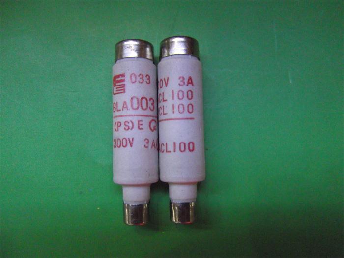 BLA003 日本富士FUJI栓形熔断器/保险丝 正品 3A600V