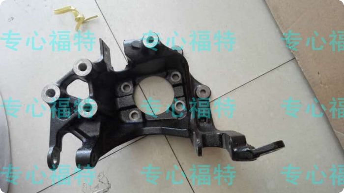 福特福克斯ST后羊角后转向节座