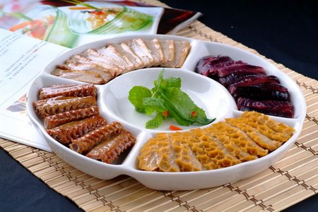 陶瓷酒店餐具创意纯白点心摆盘