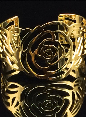 夸张夜店金属手镯