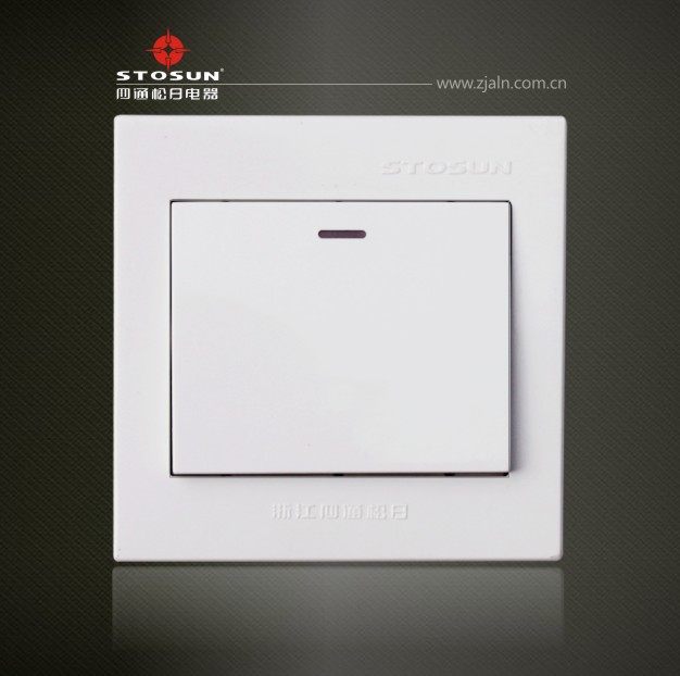 强电松日四通新款松日居华系列 一开双控 开关插座面板|msdalam kategori elektronik/Electrician, soket, Set soket suis - dari Buy2taobao.com untuk memberikan perkhidmatan ejen Taobao profesional membeli