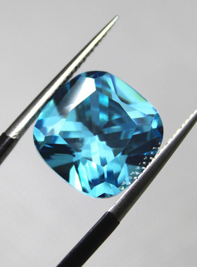 大师级情侣瑞丽风正方形海蓝宝石