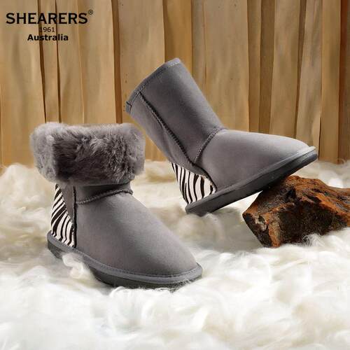 羊皮毛一体澳洲中筒拼色雪地靴