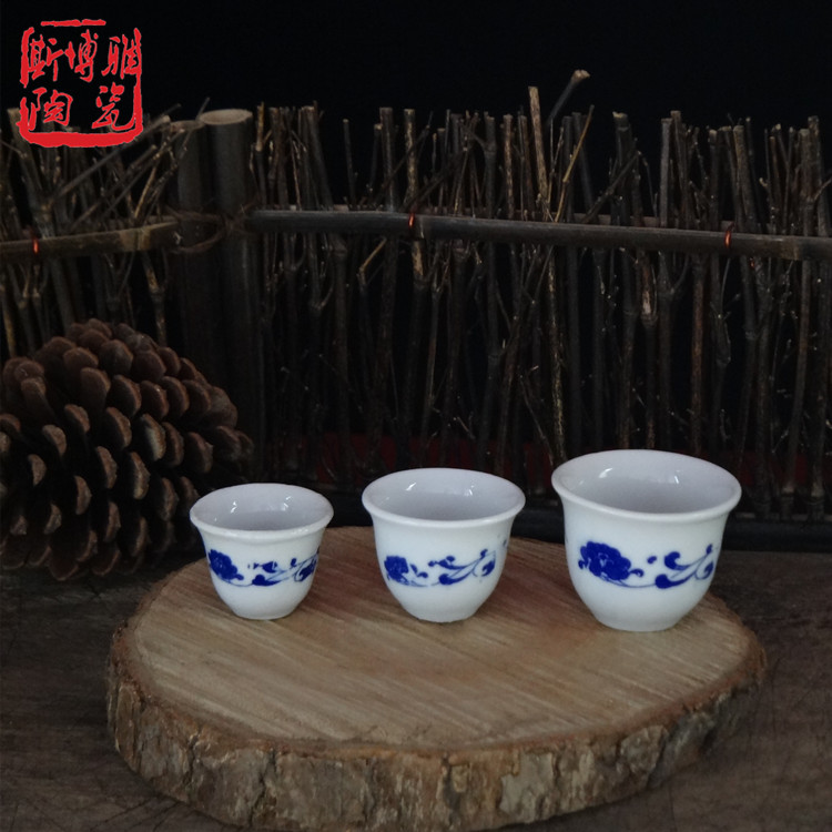 传统陶瓷青花舞蹈祭祖供佛小酒盅