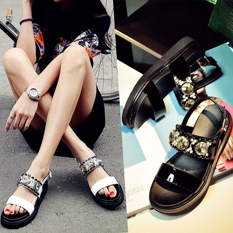 Сандалии COMMDECASENN/kemudekasen