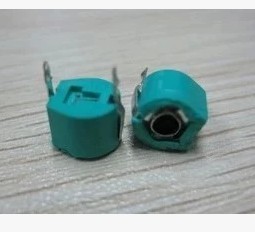 绿色 30PF 直插 可调电容 直径6mm 30P 微调电容 可调电容容值