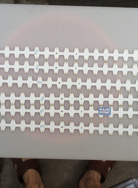 适用乐华LED32C750E灯条通用背光背投式灯管32寸TCL电视通用灯条L