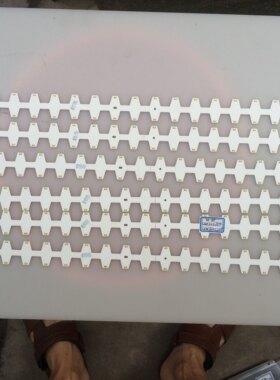 适用乐华LED32C750E灯条