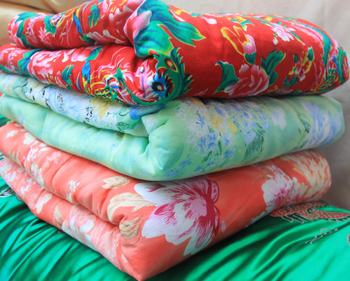 婴儿包被薄被儿童手工小被绗缝被婴幼儿便宜尿被尿垫东北大花布被