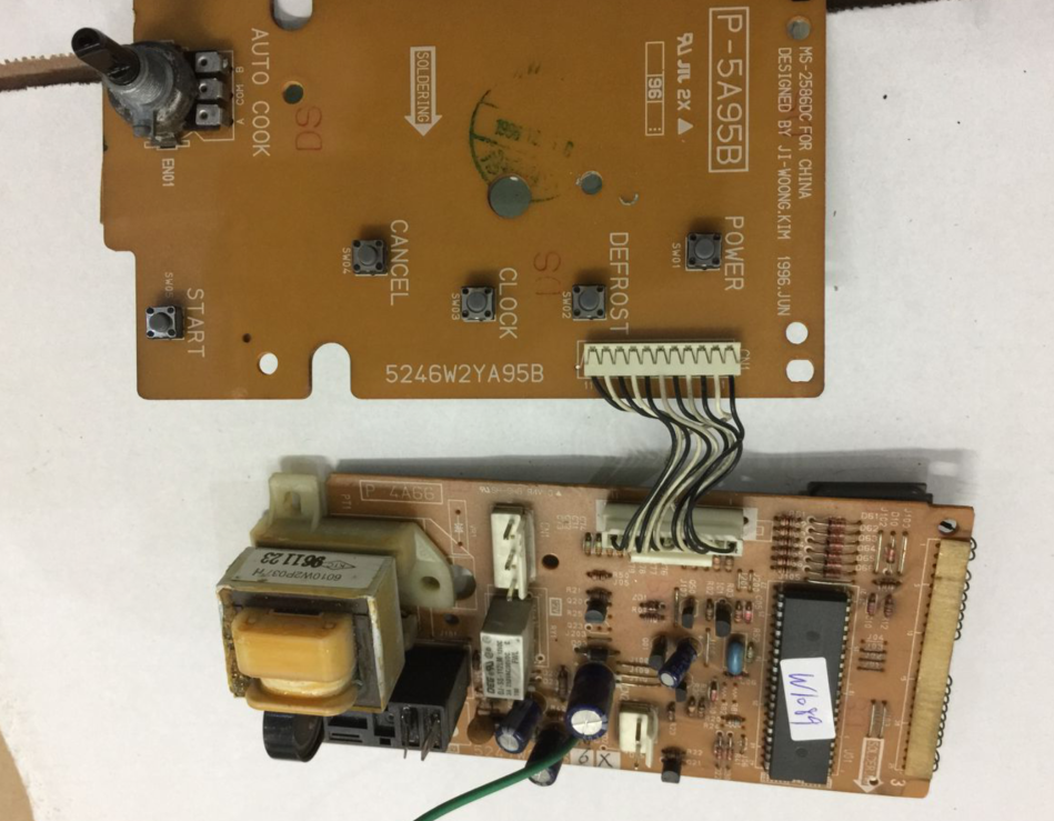 原装拆机，没修过，实物拍图，包一个月，默认中通，当天发货 买电视主板的亲，请看清标题的屏型号