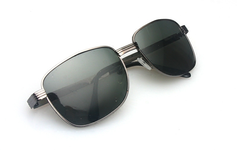 包邮金属铜框架玻璃材质中青年男女通用挡风太阳镜潮人劳保眼镜