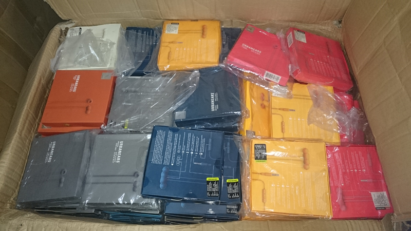 城市之音plattan瑕疵入耳式耳机