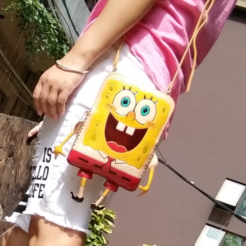 海绵宝宝真皮小背包女生 卡通动漫人物个性斜挎包 小朋友双肩背包