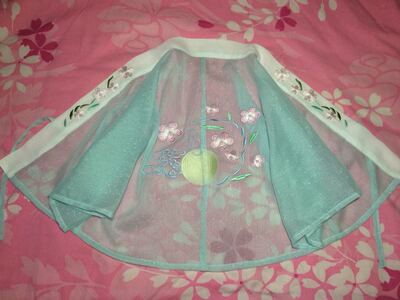 兔子绣花对襟汉服