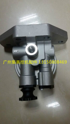 挖机适配于小松PC200-8NO油水分离器底座 手油泵600-319-5610配件