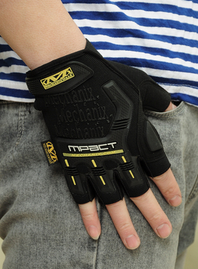 战狼同款男士春夏战术户外防滑骑车登山运动秋冬半指健身手套耐磨