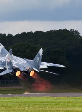 飞机哥remove before flight米格29 MIG-29定制钥匙扣LOCK ON丝带