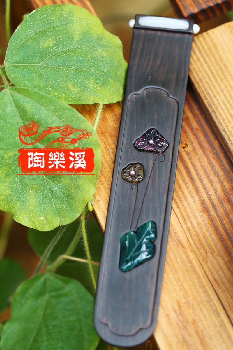 陶乐溪 梨花院落 清代宫廷款天然碧玺玛瑙多宝扁方书签 花窗