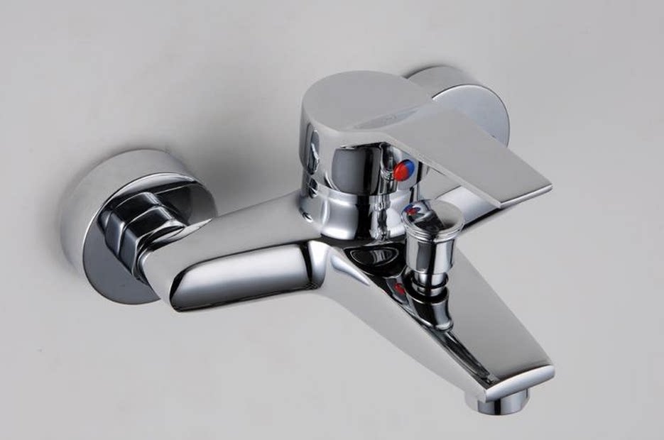 全铜淋浴花洒套装 简易淋浴器淋浴龙头带下出水花洒混水阀