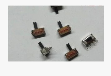 卧式 移动EVD DVD 移动电视电源开关 9*4mm 拨动小开关单排 9X4MM