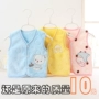 Baby vest san hô lông cừu bé trai và bé gái vest bé sơ sinh mùa xuân và mùa thu dày - Áo ghi lê ghi le jean cá tính cho bé