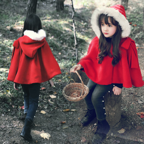 Cape pour fille en flanelle - Ref 2156835 Image 1