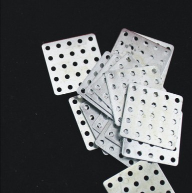 10多孔玩具配件科技模型零件方片