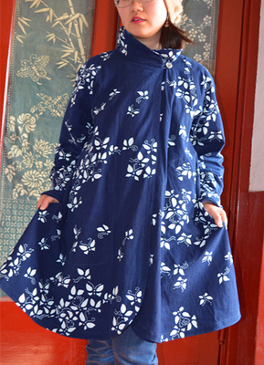 蓝麒麟印花布正反两用双层风衣