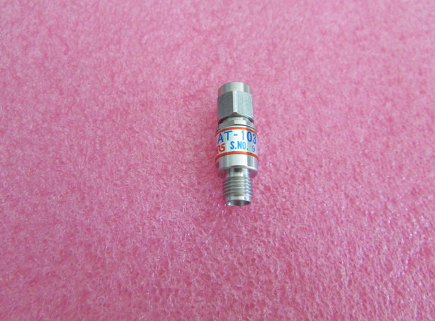 HRS AT-103 3dB DC-18GHz 1W SMA RF 射频微波同轴固定衰减器 质量包好，包能用 可提供详细测试图 成色好 名 称：同轴固定衰减器 品 牌: HRS 型 号：AT-103 衰 减 量: 3dB 频 率：DC-18GHz